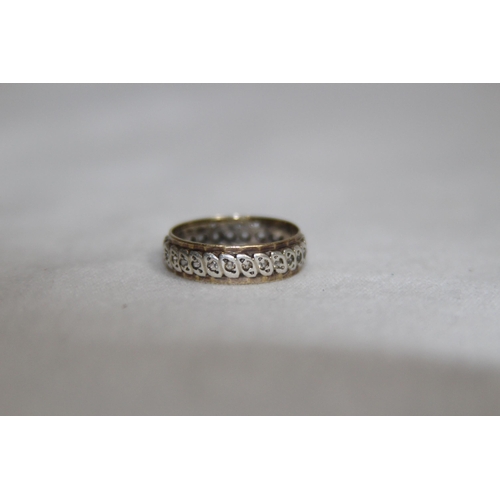 971 - 9CT GOLD AND SILVER RING - 2.25G
