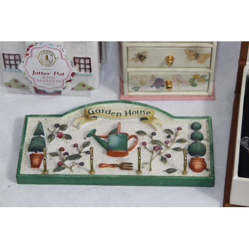 347 - QUANTITY OF INTERESTING MISCELLANEOUS