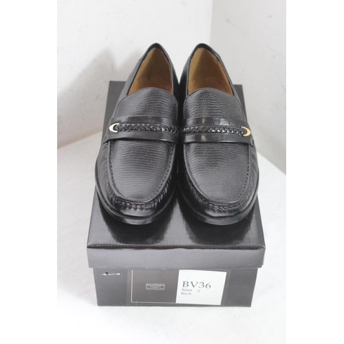 385 - TWO PAIRS OF SAMUAL WINDSOR LOAFERS - SIZE 7