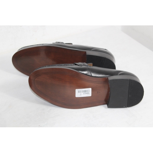 385 - TWO PAIRS OF SAMUAL WINDSOR LOAFERS - SIZE 7