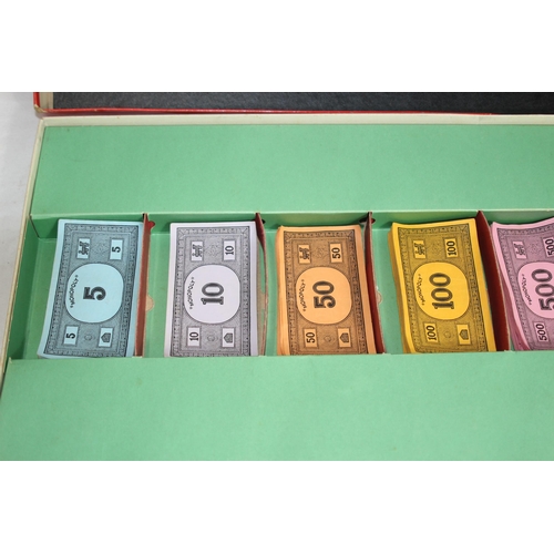 503 - QUANTITY OF COLLECTABLE VINTAGE GAMES