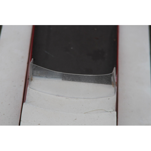 506 - LARGE VINTAGE MODEL MOTOR BOAT 
80 X 30CM