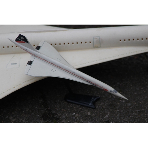 509 - BRITISH AIRWAYS CONCORDE MODEL AND ONE OTHER