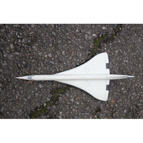 509 - BRITISH AIRWAYS CONCORDE MODEL AND ONE OTHER