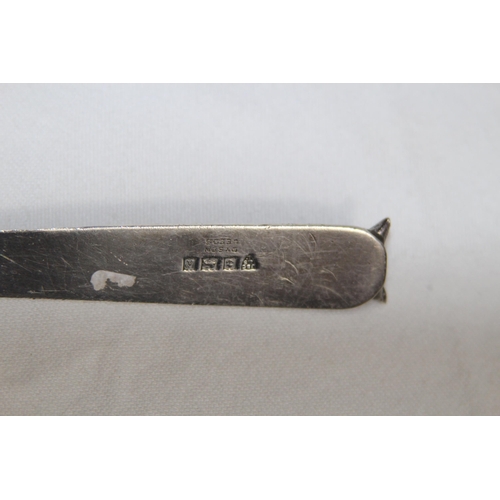 904 - HALLMARKED SILVER LETTER OPENER WITH FOXES HEAD - 26.6G - BIRMINGHAM 1991 - J.B CHATTERLEY