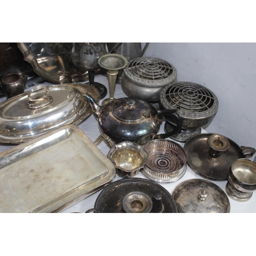 417 - LARGE QTY OF QUALITY SILVER PLATED PIECES INC ENTREE DISHES & OTHER METALWARE
