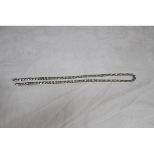 858 - SCRAP SILVER CHAIN - 33.25G