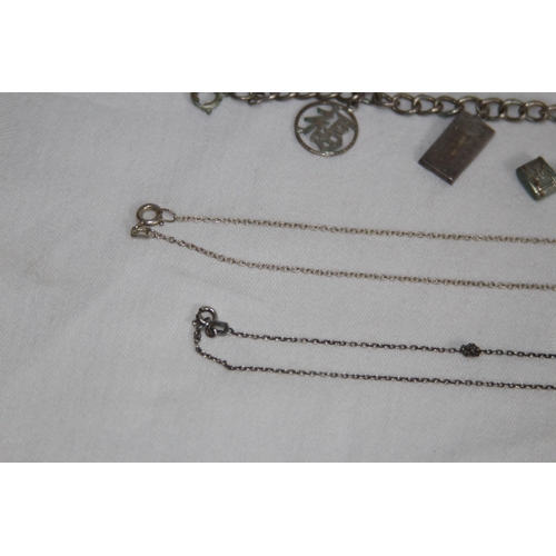 859 - QUANTITY OF SILVERY JEWELLERY - 19.30G