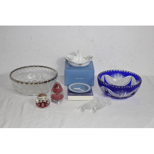 227 - BOHEMIAM BLUE CRYSTAL BOWL, WEDGWOOD AND OTHER CRYSTAL AND GLASS ITEMS