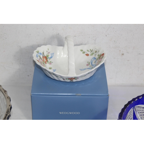 227 - BOHEMIAM BLUE CRYSTAL BOWL, WEDGWOOD AND OTHER CRYSTAL AND GLASS ITEMS