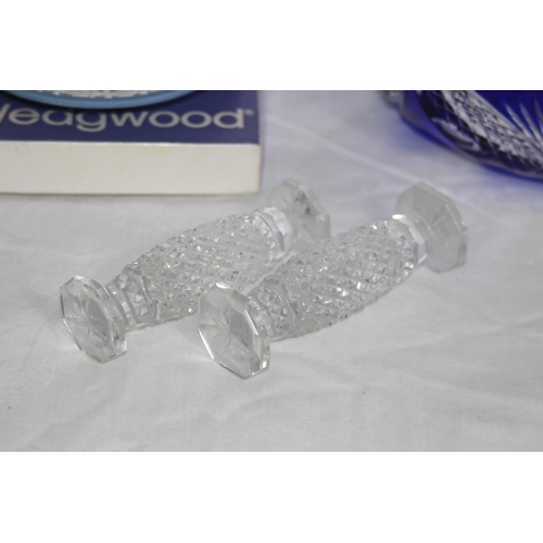 227 - BOHEMIAM BLUE CRYSTAL BOWL, WEDGWOOD AND OTHER CRYSTAL AND GLASS ITEMS