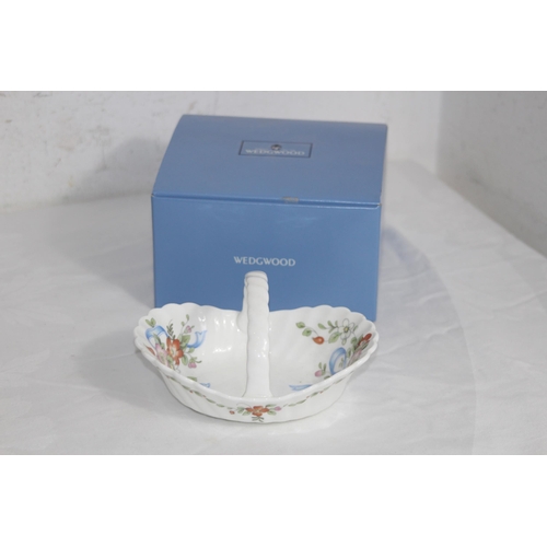 227 - BOHEMIAM BLUE CRYSTAL BOWL, WEDGWOOD AND OTHER CRYSTAL AND GLASS ITEMS