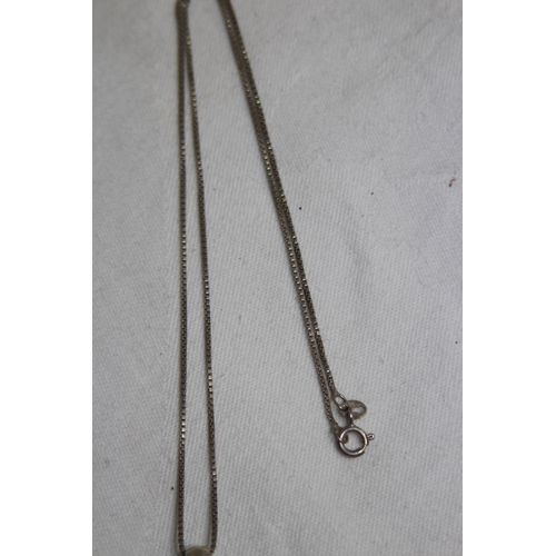 867 - LOVELY ART NOUVEAU DESIGN STERLING SILVER PENDANT NECKLACE