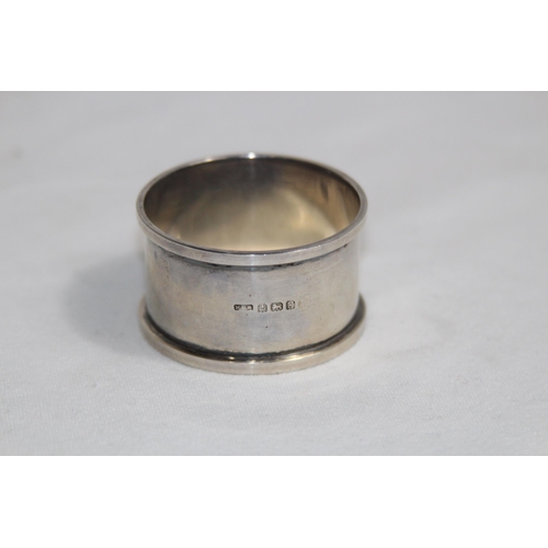 922 - SILVER & ENAMEL NAPKIN RING, BY WILLIAM HAIR HASLER, MAKER FOR LIBERTY, BIRM 1935, 13.89 GRAMS