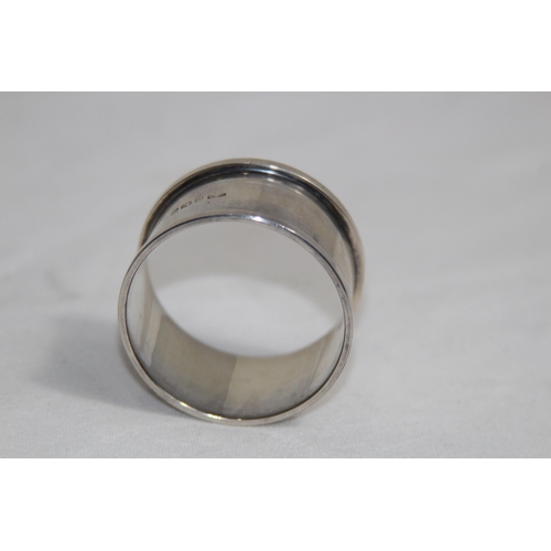922 - SILVER & ENAMEL NAPKIN RING, BY WILLIAM HAIR HASLER, MAKER FOR LIBERTY, BIRM 1935, 13.89 GRAMS