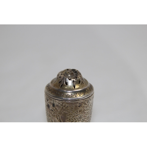 931 - VICTORIAN SILVER CRUET, LONDON 1886, 26.22 GRAMS