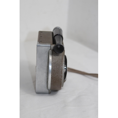 440 - VINTAGE REVERE EIGHT CINI CAMERA