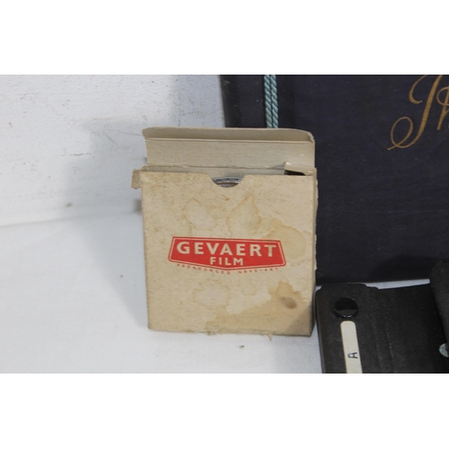 447 - QUANTITY OF VINTAGE INTERESTING PHOTOGRAPHS