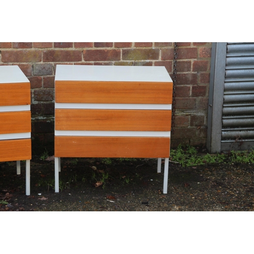 16 - OPUS 22 TRIO SET OF CHEST OF DRAWERS 
120 X 43 X 60CM