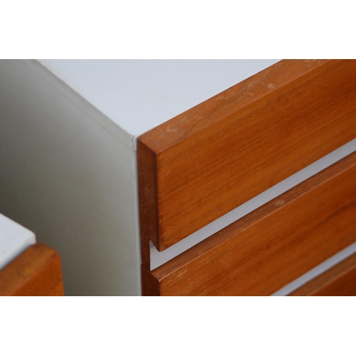 16 - OPUS 22 TRIO SET OF CHEST OF DRAWERS 
120 X 43 X 60CM