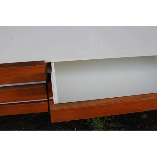 16 - OPUS 22 TRIO SET OF CHEST OF DRAWERS 
120 X 43 X 60CM