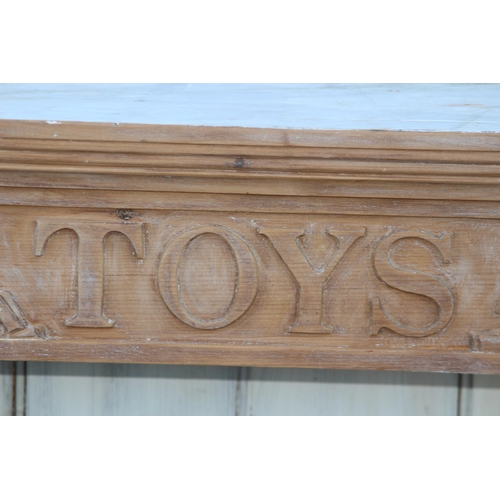 43 - QUANTITY OF PAINTED FURNITURE  x4
94 X 43 X 75CM