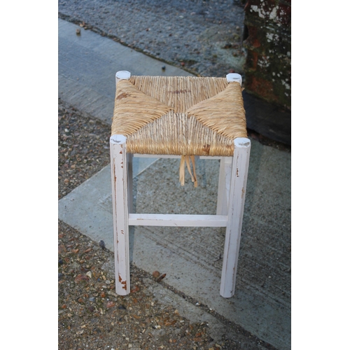 43 - QUANTITY OF PAINTED FURNITURE  x4
94 X 43 X 75CM