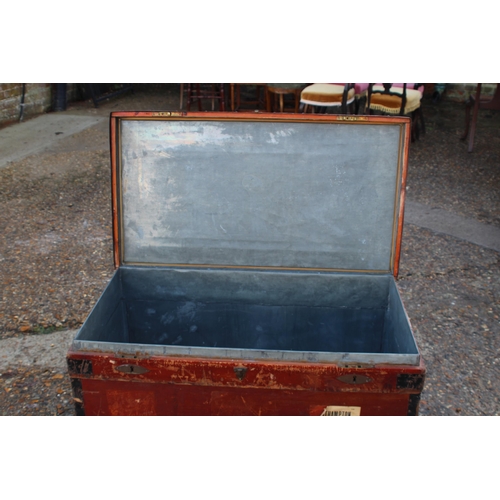 56 - TWO VINTAGE WOODEN TRUCKS ONE LEAD LINED
56 X 97 X 53CM