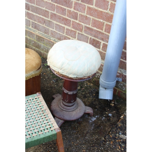60 - QUANTITY OF VINTAGE STOOLS 
33 X 56CM