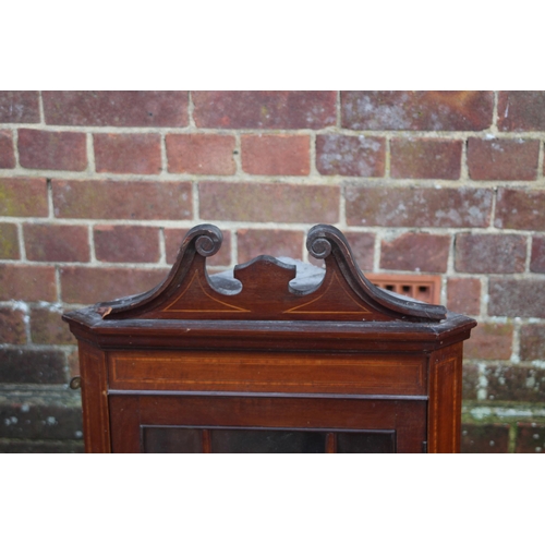 62 - MIXED OF REPRODUCTION FURNITURE  x4
54 X 34 X 64CM