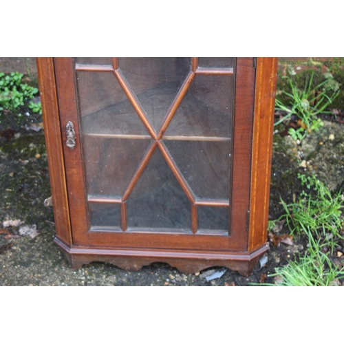 62 - MIXED OF REPRODUCTION FURNITURE  x4
54 X 34 X 64CM