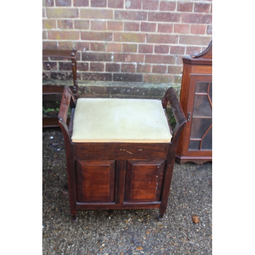 62 - MIXED OF REPRODUCTION FURNITURE  x4
54 X 34 X 64CM