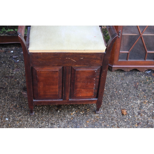 62 - MIXED OF REPRODUCTION FURNITURE  x4
54 X 34 X 64CM