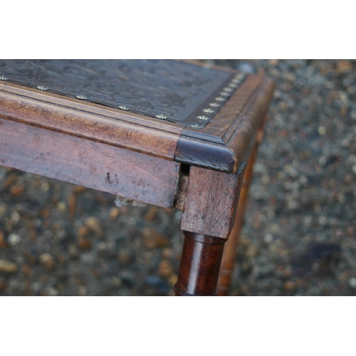 66 - ANTIQUE TABLE AND FOUR CHAIRS 
106 X 76CM