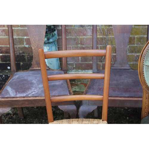 70 - QUANTITY OF VINTAGE CHAIRS x9