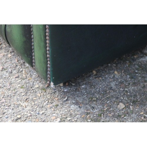 24 - GREEN LEATHER THREE SEATER CHESTERFIELD SOFA 
190 X 81 X 70CM