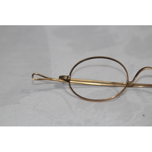 982 - 9CT VINTAGE GOLD GLASSES FRAMES - 7.05G