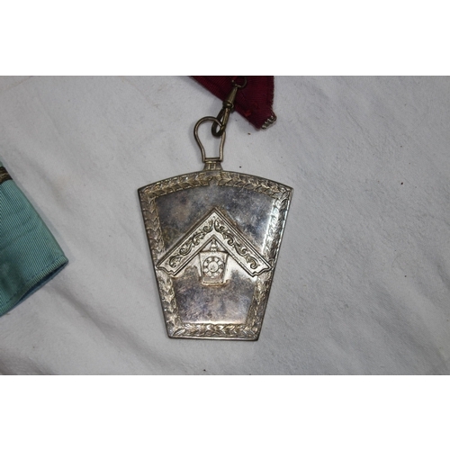 283 - TWO VINTAGE LEATHER CASES WITH MASONIC JEWELLED COLLARS, APRONS, EPHEMERA AND SELECTION OF MASONIC M... 