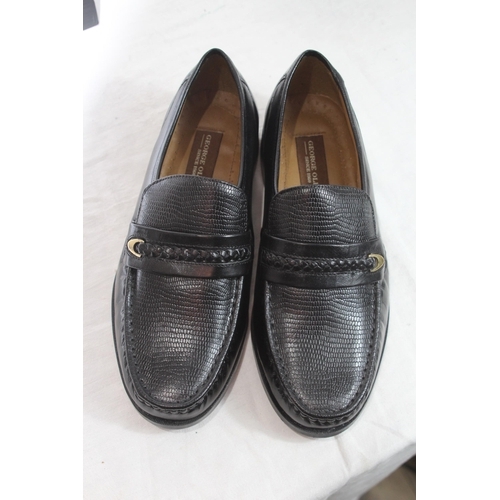 385 - TWO PAIRS OF SAMUAL WINDSOR LOAFERS - SIZE 7