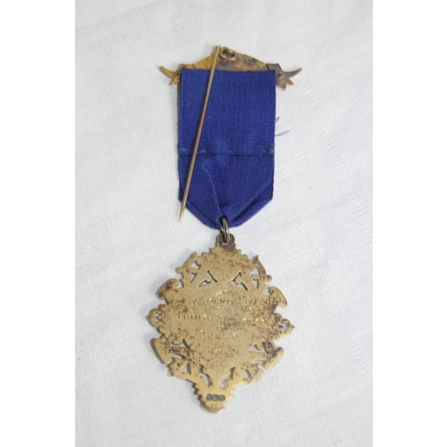 567 - SILVER & ENAMEL MASONIC BUFFALO MEDAL/JEWEL, BIRMINGHAM 1920, 1925-26 INSCRIPTION, 32 GRAMS INC RIBB... 