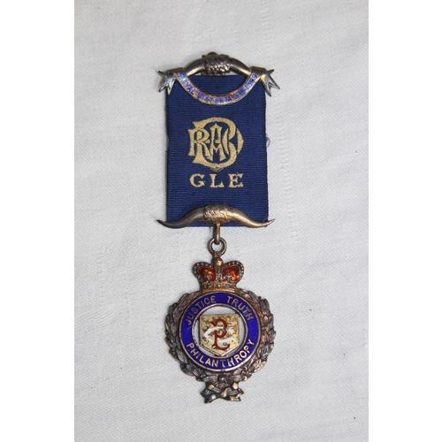 568 - SILVER & ENAMEL MASONIC BUFFALO MEDAL/JEWEL, BIRMINGHAM 1923, 1923 INSCRIPTION - 32.93 GRAMS INC RIB... 