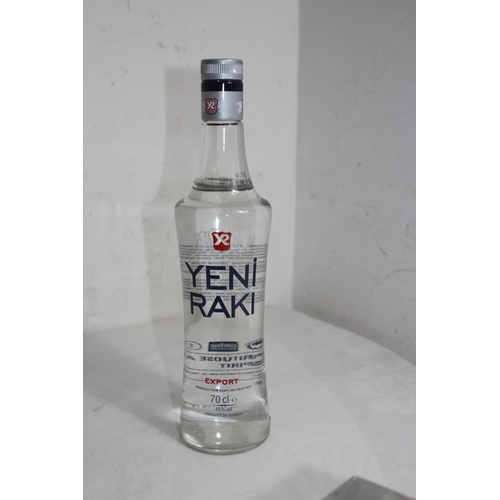 495 - BOXED BOTTLES OF MENDIS AND YENI RAKI