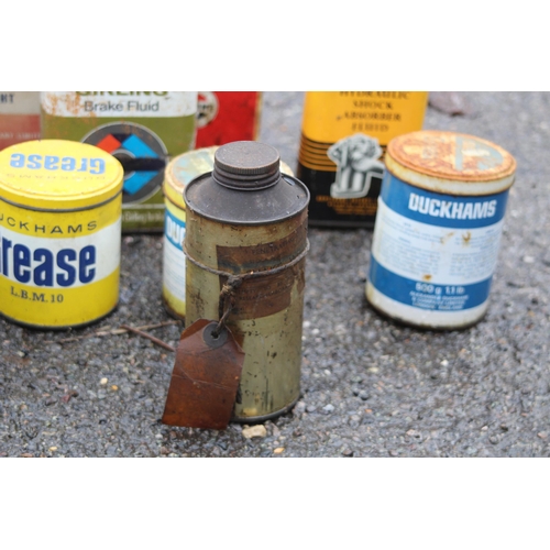 790 - QUANTITY OF VINTAGE GREASE CANS ETC