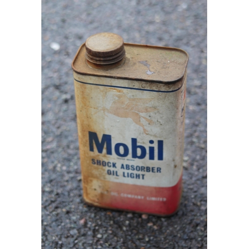 790 - QUANTITY OF VINTAGE GREASE CANS ETC