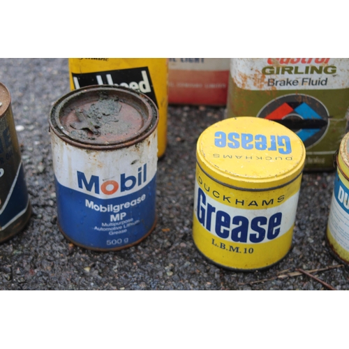 790 - QUANTITY OF VINTAGE GREASE CANS ETC
