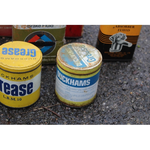 790 - QUANTITY OF VINTAGE GREASE CANS ETC