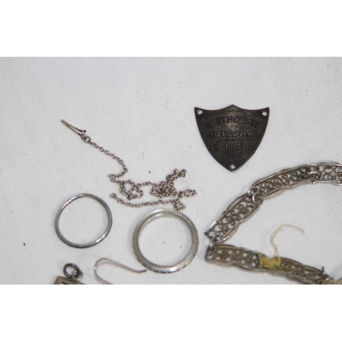 917 - QUANTITY OF SCRAP SILVER - 39.45G