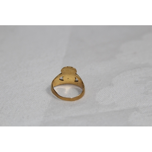 997 - 9CT GOLD CLADDAGH RING - 4.21 - SIZE G