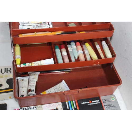 454 - QUANTITY OF ART MATERIAL