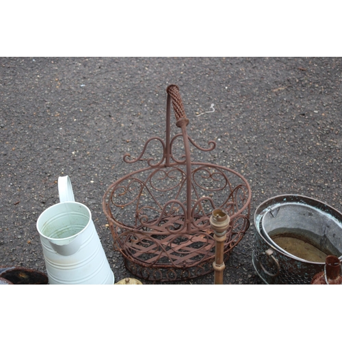 471 - QUANTITY OF METALWARE